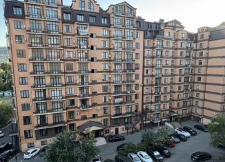 Двухкомнатная квартира в аренду, 75 м2, Махачкала, улица Гайдара Гаджиева, 1Б