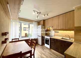 Продажа 2-комнатной квартиры, 49.6 м2, деревня Мистолово, Горная улица, 17к3