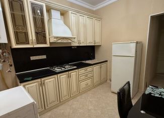 Продаю 1-ком. квартиру, 57 м2, Махачкала, Магарамкентская улица, 15А