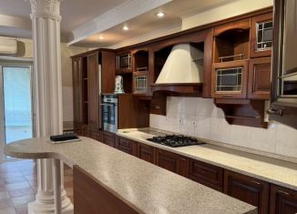 Продам 3-ком. квартиру, 103 м2, Казань, улица Калинина, 37