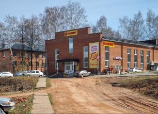 Сдается в аренду помещение свободного назначения, 500 м2, Удмуртия, улица Энтузиастов, 1В