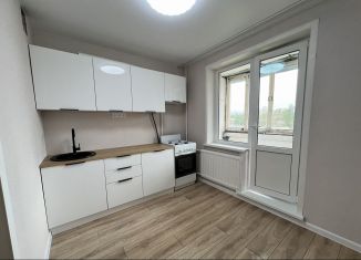 Продам 1-комнатную квартиру, 32.9 м2, Псков, улица Чехова, 1