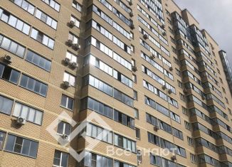 Продается двухкомнатная квартира, 55.8 м2, Челябинск, улица Татищева, 264