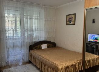 Сдается в аренду 1-ком. квартира, 38 м2, посёлок городского типа Партенит, Парковая улица, 6А