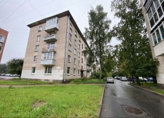 Аренда двухкомнатной квартиры, 51.3 м2, Петергоф, улица Братьев Горкушенко, 3