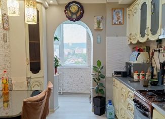 Продается 2-ком. квартира, 54 м2, Саратов, Барнаульский тупик, 8