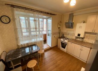 Сдача в аренду однокомнатной квартиры, 39 м2, Великий Новгород, Хутынская улица, 29к1