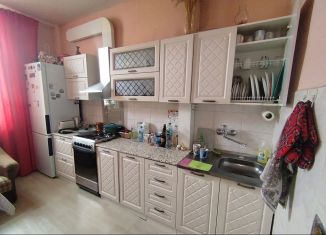 Продаю двухкомнатную квартиру, 58.3 м2, Псков, Октябрьский проспект, 14