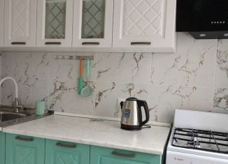 Сдаю в аренду 2-ком. квартиру, 46 м2, Люберцы, улица Шевлякова, 21