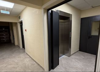 Сдам в аренду 3-комнатную квартиру, 58.9 м2, Сочи, улица Бытха, 4/10А