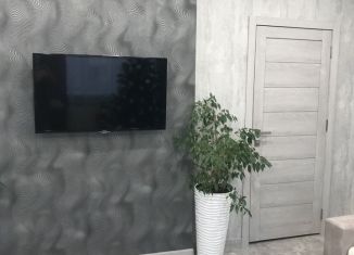 Продажа 3-комнатной квартиры, 48 м2, Новокузнецк, улица Энтузиастов, 61