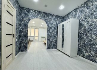 Сдается 1-комнатная квартира, 38 м2, Казань, улица Максимова, 37Б