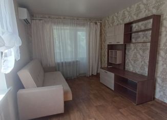 Сдам в аренду однокомнатную квартиру, 30 м2, Таганрог, улица Чехова, 271Б