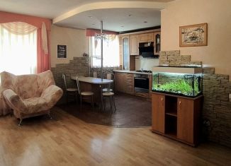 Продам 4-ком. квартиру, 72.8 м2, Екатеринбург, Парковый переулок