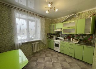 Сдача в аренду 1-комнатной квартиры, 40 м2, Нефтекамск, улица Энергетиков, 11Б