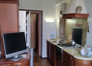 Продажа 2-ком. квартиры, 49 м2, Мурманск, проспект Ленина, 67