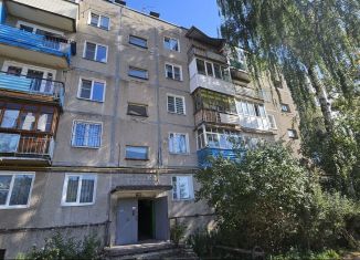 Продам пятикомнатную квартиру, 47.4 м2, Нижегородская область, Первомайская улица, 16