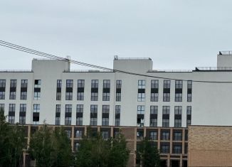 Продается трехкомнатная квартира, 58.1 м2, посёлок Западный