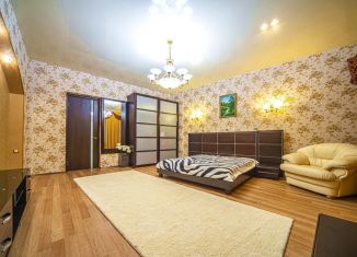 Аренда трехкомнатной квартиры, 91 м2, Санкт-Петербург, улица Яблочкова, 1, метро Чкаловская