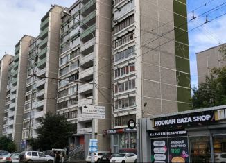 Продам 3-комнатную квартиру, 78 м2, Екатеринбург, метро Чкаловская, Родонитовая улица, 36