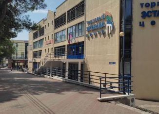 Продам торговую площадь, 10 м2, Геленджик, улица Горького, 19