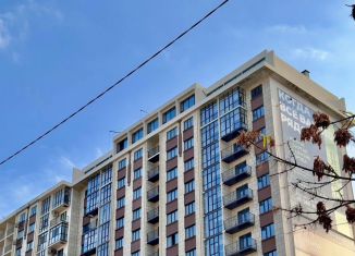 Продается 1-ком. квартира, 44.1 м2, Махачкала, улица Ахмата-Хаджи Кадырова, 128