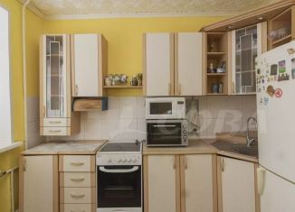 Продается 1-ком. квартира, 37.5 м2, Тюмень, улица Мельникайте, 57