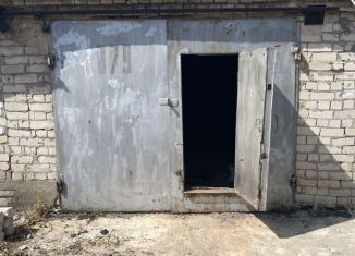 Продаю гараж, 24 м2, Волгоград, Нарвская улица, 22А
