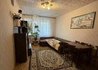 Продам 2-ком. квартиру, 47 м2, Саратов, проспект Энтузиастов, 50А