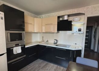 Продажа двухкомнатной квартиры, 62.3 м2, Тюмень, улица Николая Семёнова, 27к3