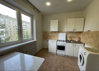 1-ком. квартира на продажу, 38 м2, Саратов, улица имени А.И. Куприянова, 14