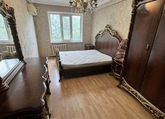 Продается 3-ком. квартира, 72 м2, Махачкала, улица Абдулхакима Исмаилова, 62