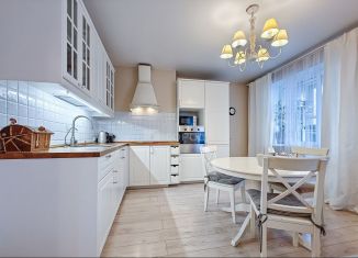 Продается 2-комнатная квартира, 66.1 м2, рабочий посёлок Краснообск, 2-й микрорайон, 233