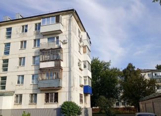 Продаю 3-ком. квартиру, 53 м2, Отрадный, Новокуйбышевская улица, 36/26