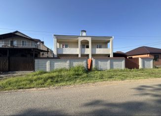 Продаю дом, 270 м2, поселок Заветный, Армавирская улица, 67