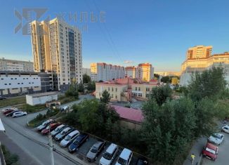 Продается 1-комнатная квартира, 33 м2, Казань, улица Четаева, 42