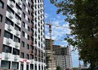 Продам 2-ком. квартиру, 65 м2, Воронеж, улица Красных Партизан, 35