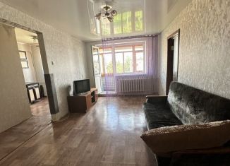 Двухкомнатная квартира на продажу, 45.3 м2, Салават, улица Островского, 44