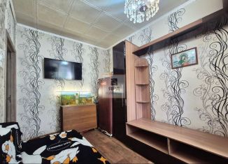 Продаю 2-ком. квартиру, 32.5 м2, Таганрог, улица Пальмиро Тольятти, 36-2