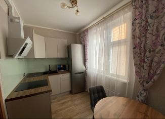 Сдам 1-комнатную квартиру, 40 м2, Москва, Амурская улица, 56