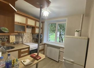 Сдам 1-ком. квартиру, 32 м2, Чебоксары, улица Аркадия Гайдара, 10