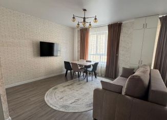 Продается трехкомнатная квартира, 76 м2, Ставрополь, улица Матрены Наздрачевой, 3/1