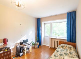 Продам 3-ком. квартиру, 54 м2, Барнаул, проспект Ленина, 27А/64А