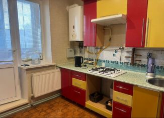 Двухкомнатная квартира на продажу, 54 м2, Гусь-Хрустальный, Коммунистическая улица, 2