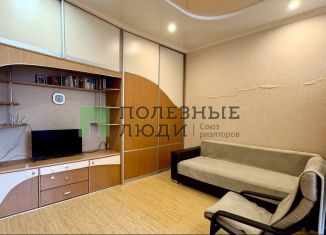 Продаю 1-ком. квартиру, 51.7 м2, Казань, улица Адоратского, 1