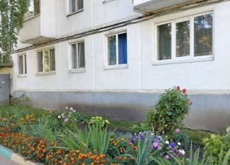 Продаю двухкомнатную квартиру, 45.3 м2, Новомосковск, улица Бережного, 3А