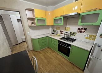 Сдаю в аренду двухкомнатную квартиру, 53 м2, Саратов, 3-я Степная улица, 7А