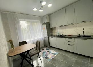 Трехкомнатная квартира на продажу, 62.8 м2, Смоленск, улица Гарабурды, 25