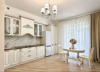 Продам 3-ком. квартиру, 57 м2, Геленджик, Степная улица, 49А