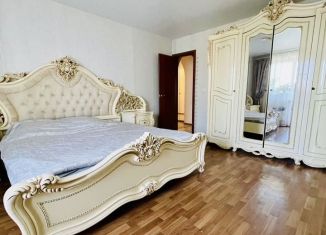 Продается 4-комнатная квартира, 108 м2, Люберцы, улица Митрофанова, 15